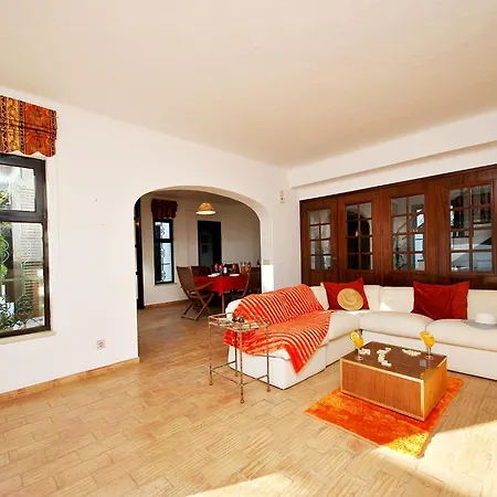 Villa In Gale Near Sandy Beach Villa