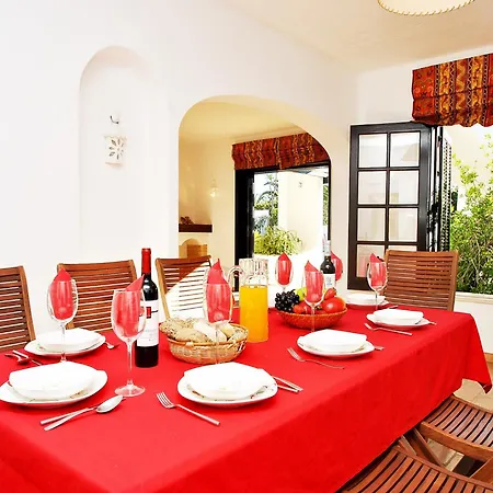 Villa In Gale Near Sandy Beach Villa